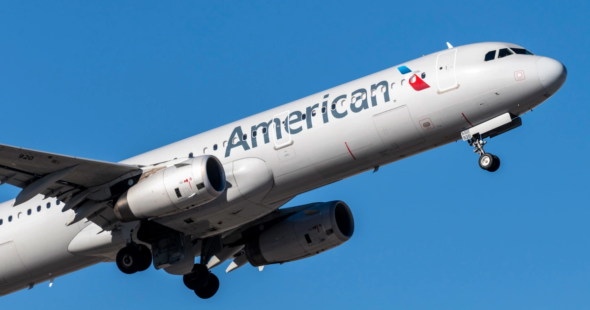 Featured image for Passenger Vaping in Plane Bathroom Sparks Viral Confrontation