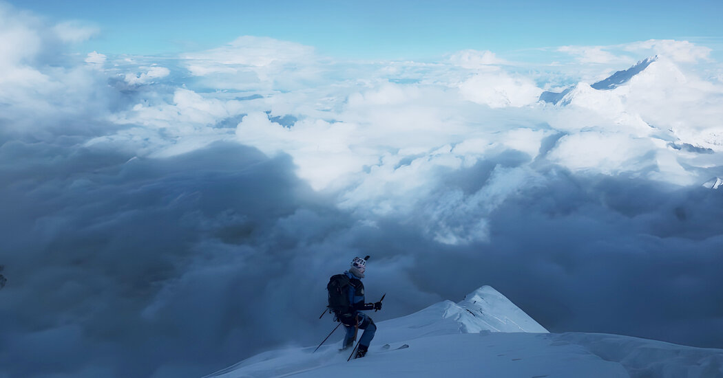 Featured image for Andrzej Bargiel Makes History as First to Ski Down Everest Without Oxygen