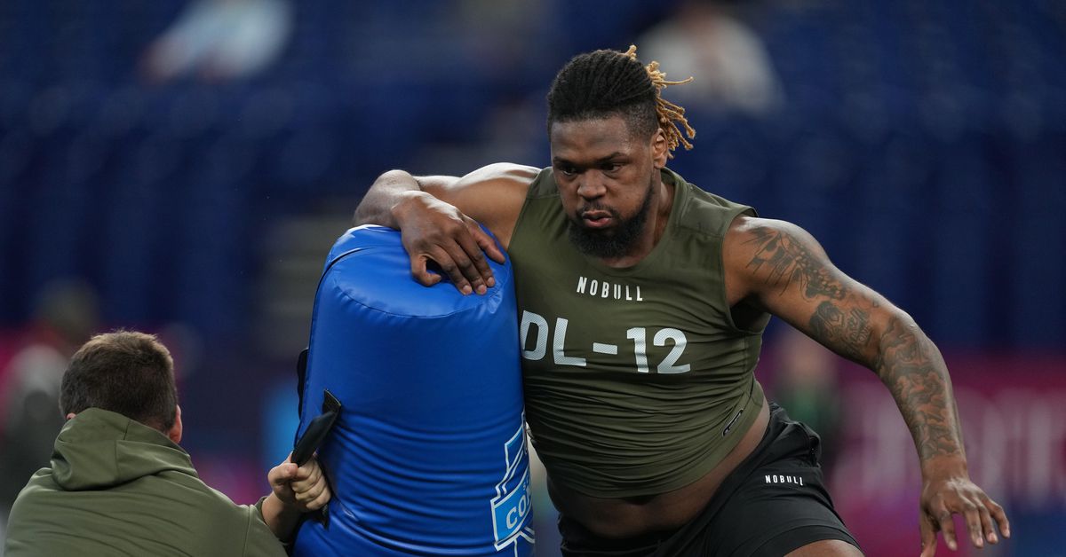 Featured image for "Predicting the Cleveland Browns' 2023 NFL Draft Moves"