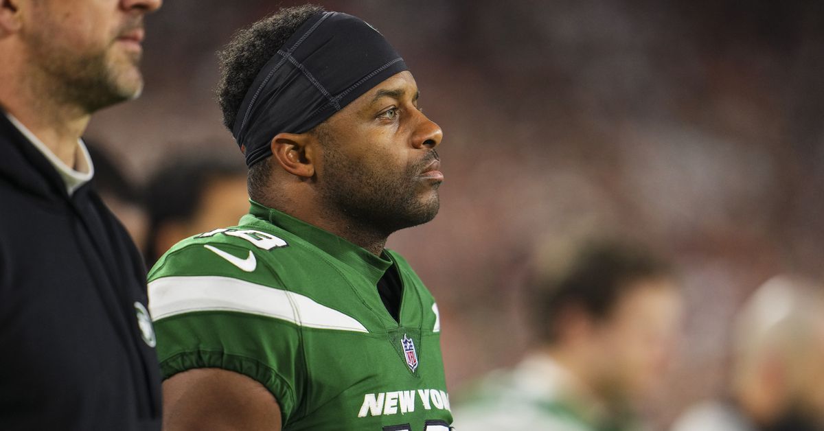 Featured image for "Dalvin Cook Hits Free Agency: Playoff Teams Eye Pro Bowl RB After Jets Split"