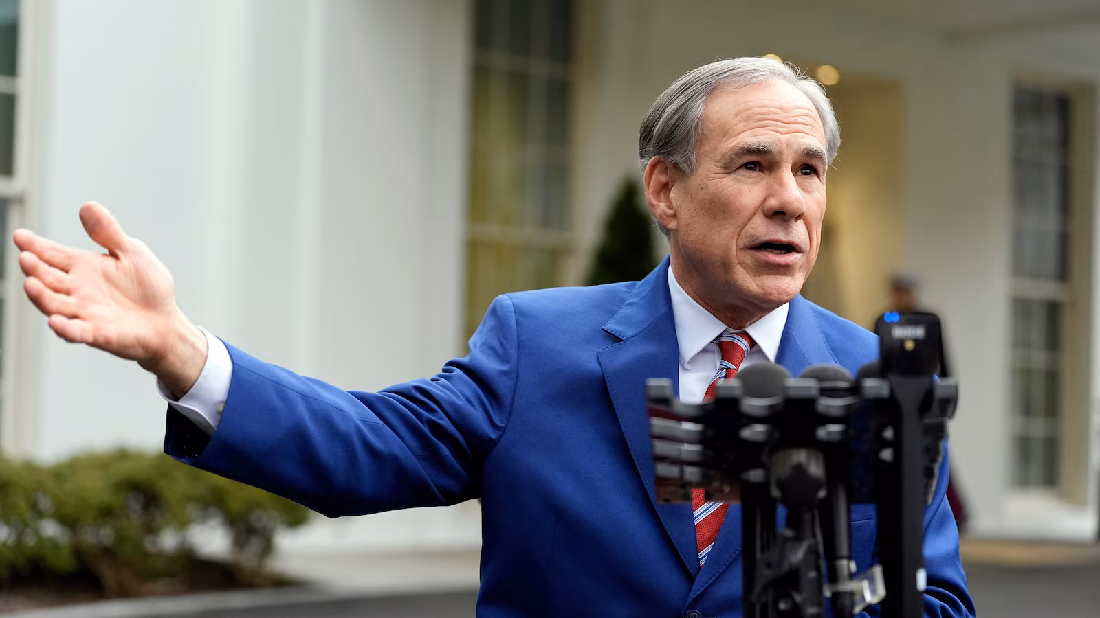 Featured image for Texas Democrats' Boycott Continues Amid Redistricting Standoff