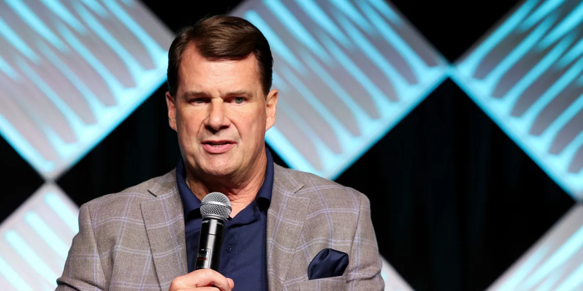 Featured image for Ford CEO Highlights Blue-Collar Workforce Shortage as Key to AI and Economic Growth