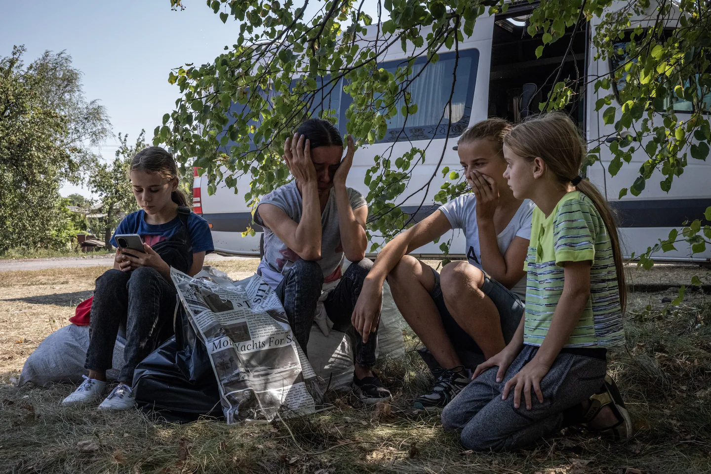 Featured image for Ukraine Resists Russian Siege in Donbas Amidst Territorial Tensions
