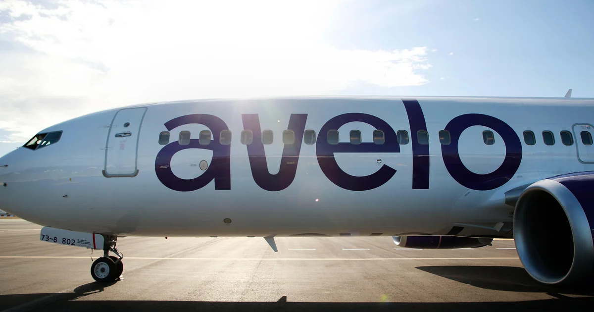 Featured image for Avelo Airlines to Cease ICE Deportation Flights Amid Controversy