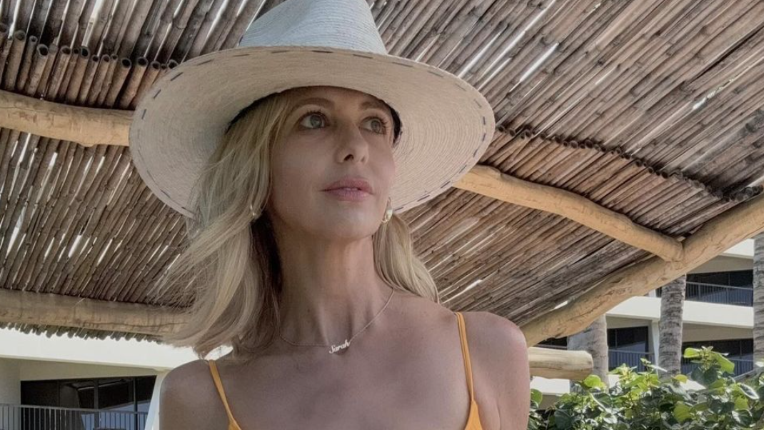 Featured image for "Sarah Michelle Gellar, 46, Stuns Fans with Swimsuit Instagram Photos"