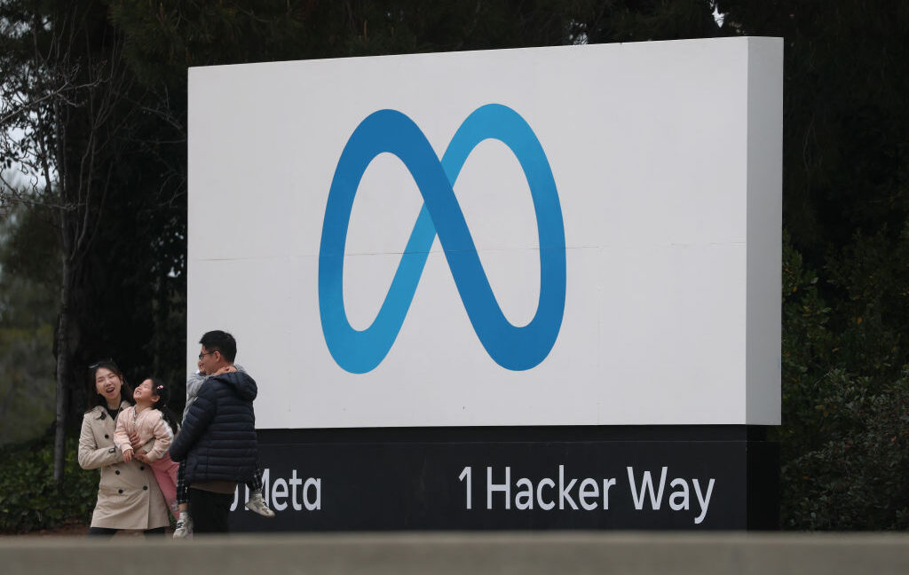 Featured image for Meta's 2024 Revenue Boosted by Scam Ads, Reports Reveal