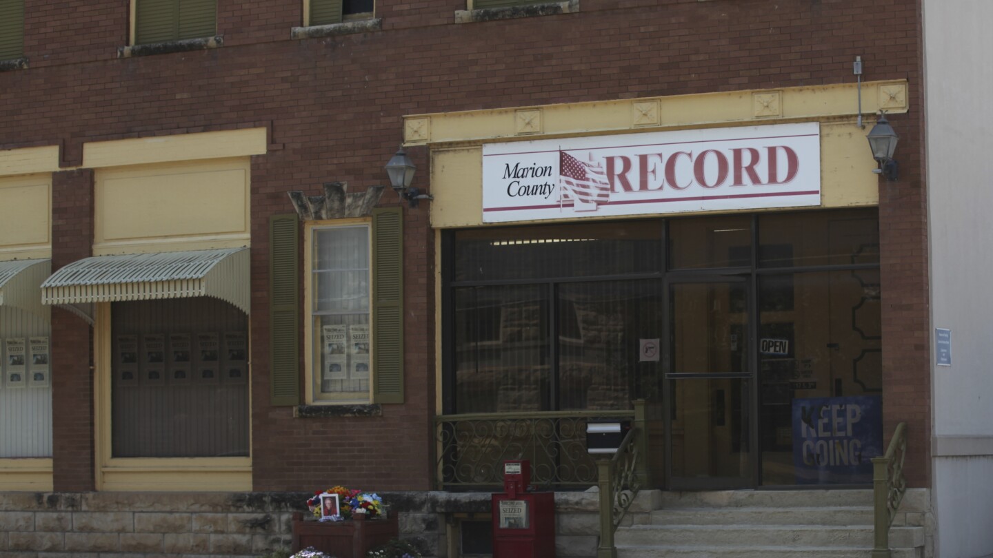 Featured image for Kansas County to Pay $3 Million and Apologize for Newspaper Raid