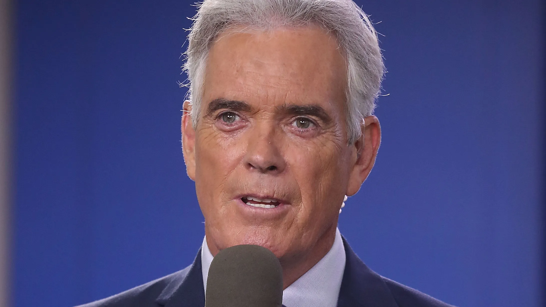 Featured image for Fox News' John Roberts Hospitalized with Severe Malaria