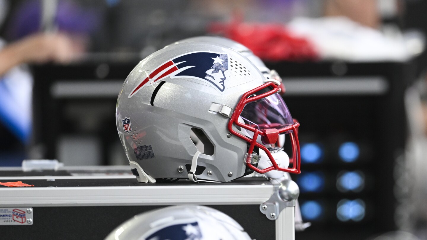 Featured image for Patriots add DT Gregory, release S Peppers