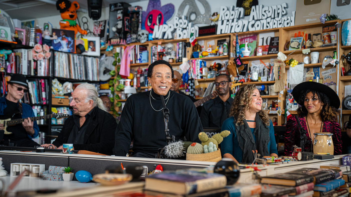 Featured image for Smokey Robinson's Intimate Tiny Desk Concert