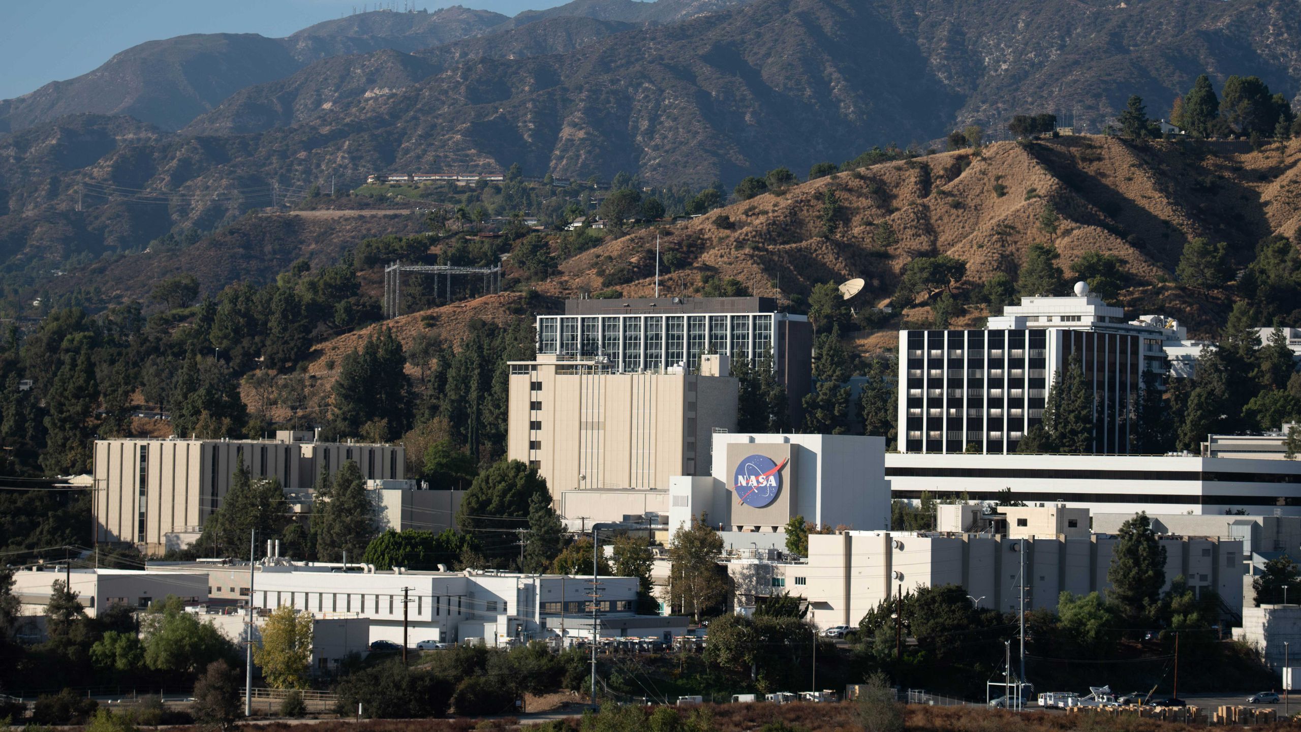 Featured image for NASA's JPL Cuts 550 Jobs Amid Workforce Realignment and Morale Decline