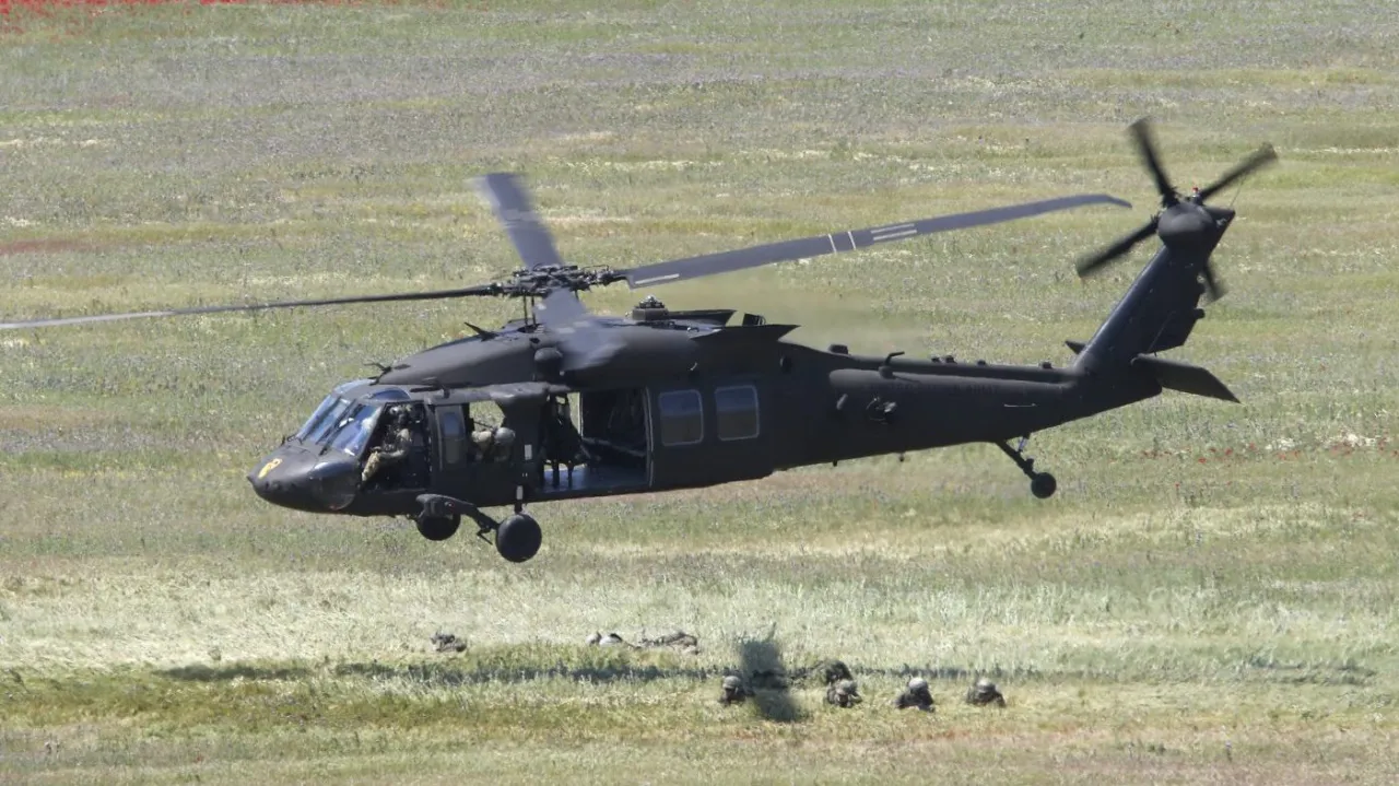 Featured image for Army releases names of soldiers killed in Kentucky Black Hawk crash.