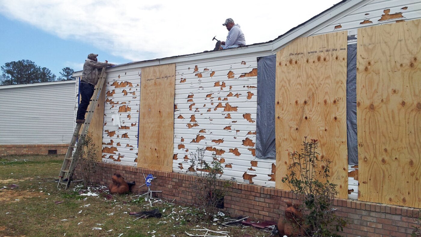 Featured image for Rising Home Insurance Costs Impact U.S. Communities and Families