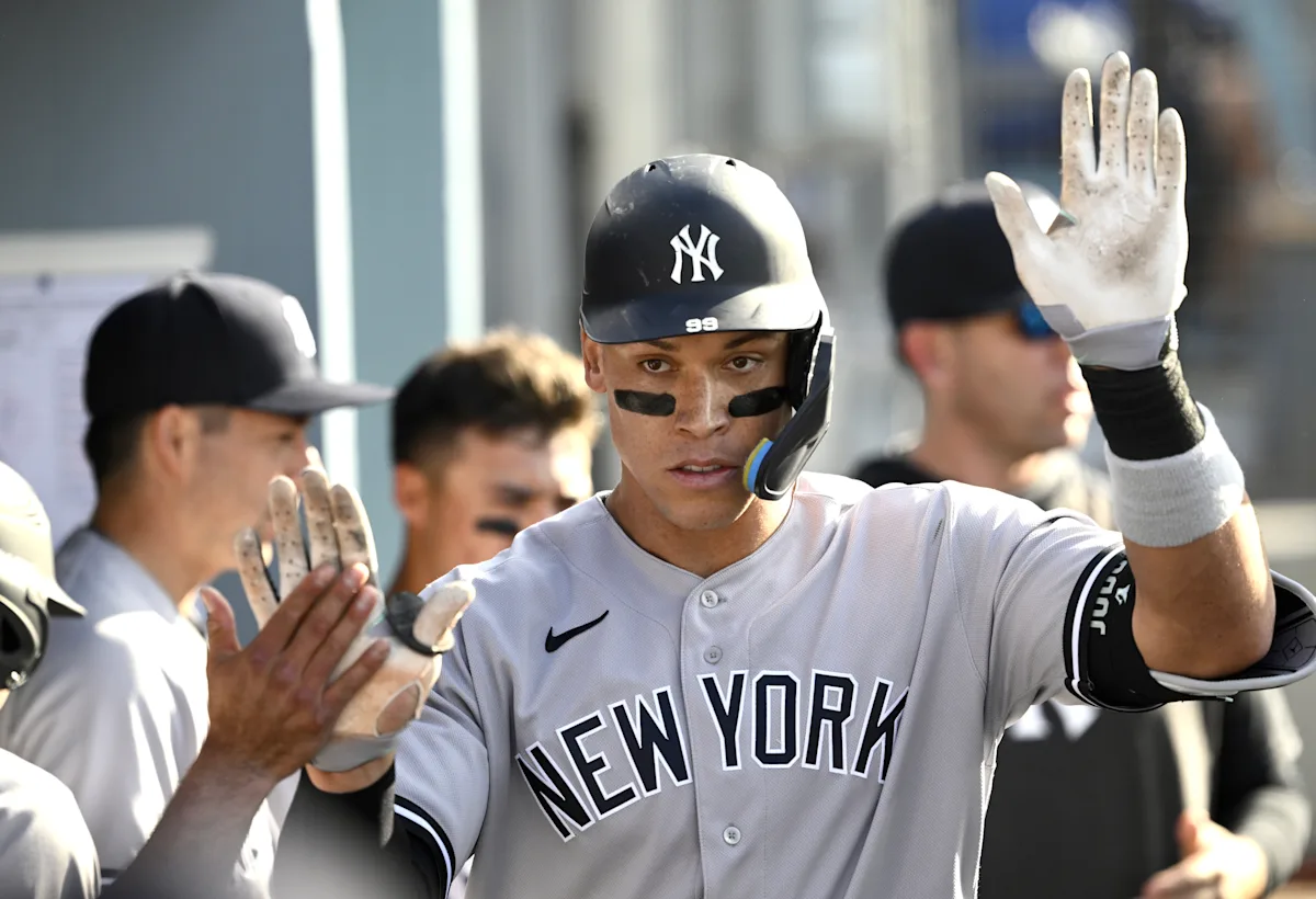 Featured image for Aaron Judge's Heroics Lead Yankees to Victory over Dodgers
