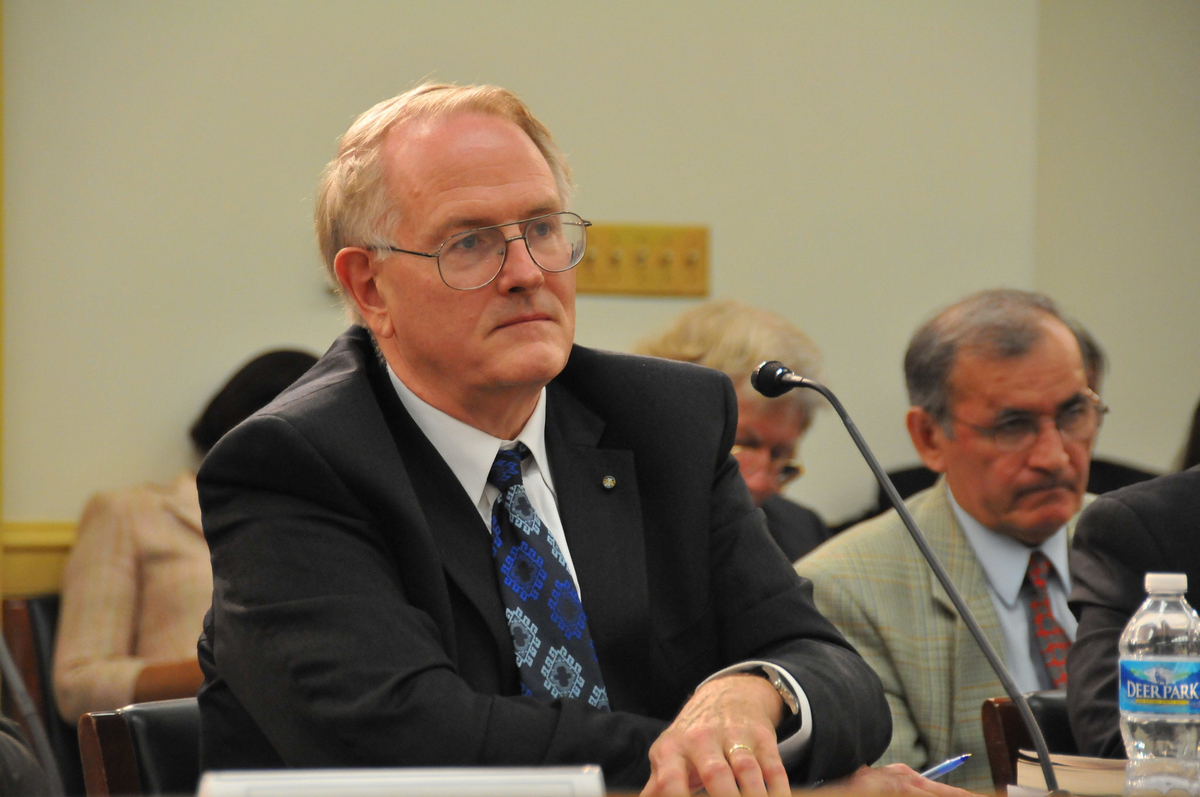 Featured image for Tensions Rise as US and EU Clash Over Russia Sanctions and Ukraine Crisis