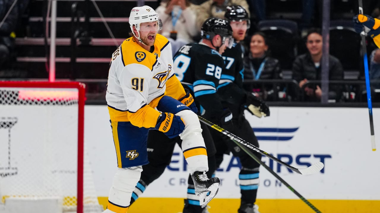 Featured image for Stamkos Reaches 600 Goals as Predators Climb Standings