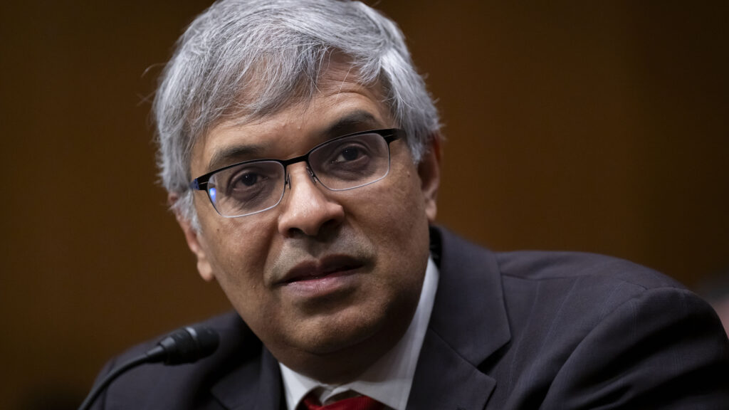 Featured image for Feds to Resume Review of Stalled NIH Research Grants After Lawsuits