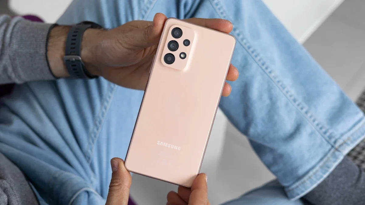 Featured image for Score Big Savings on Samsung Galaxy A53, A04, and A34 with Amazon Discounts