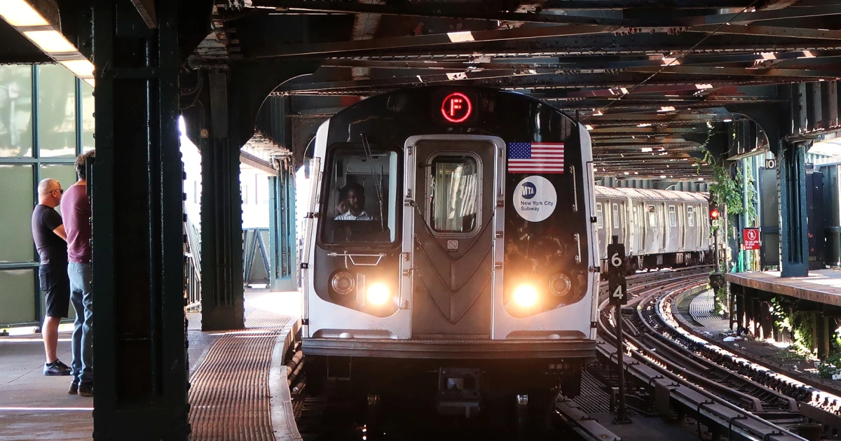 Featured image for Teenage Girl Arrested for Subway Attack in NYC