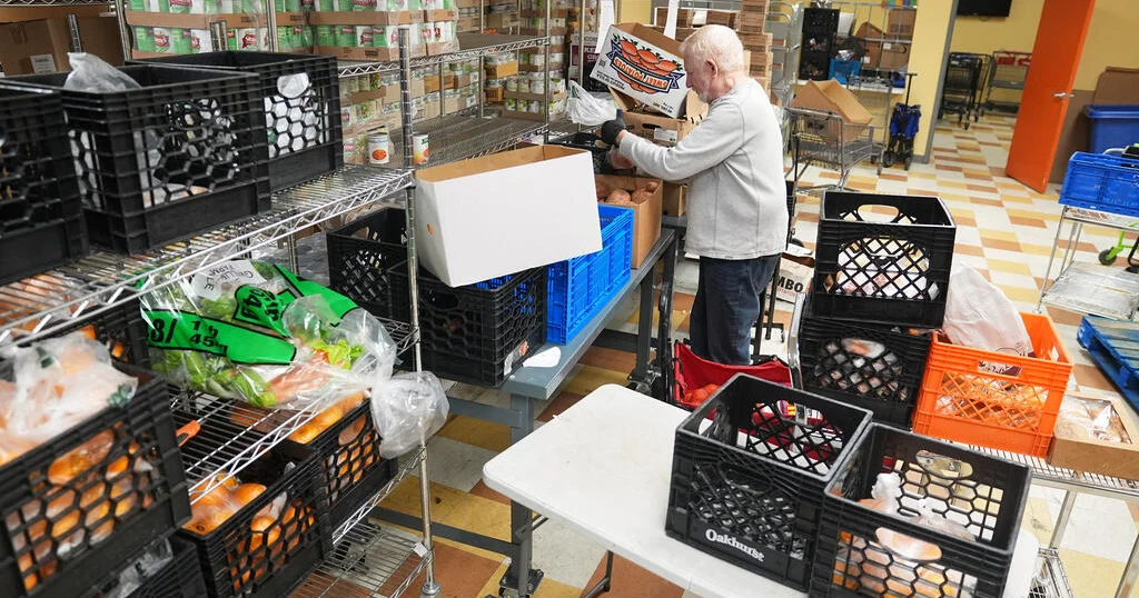 Featured image for Supreme Court Temporarily Blocks Full SNAP Benefits Amid Trump Administration Orders