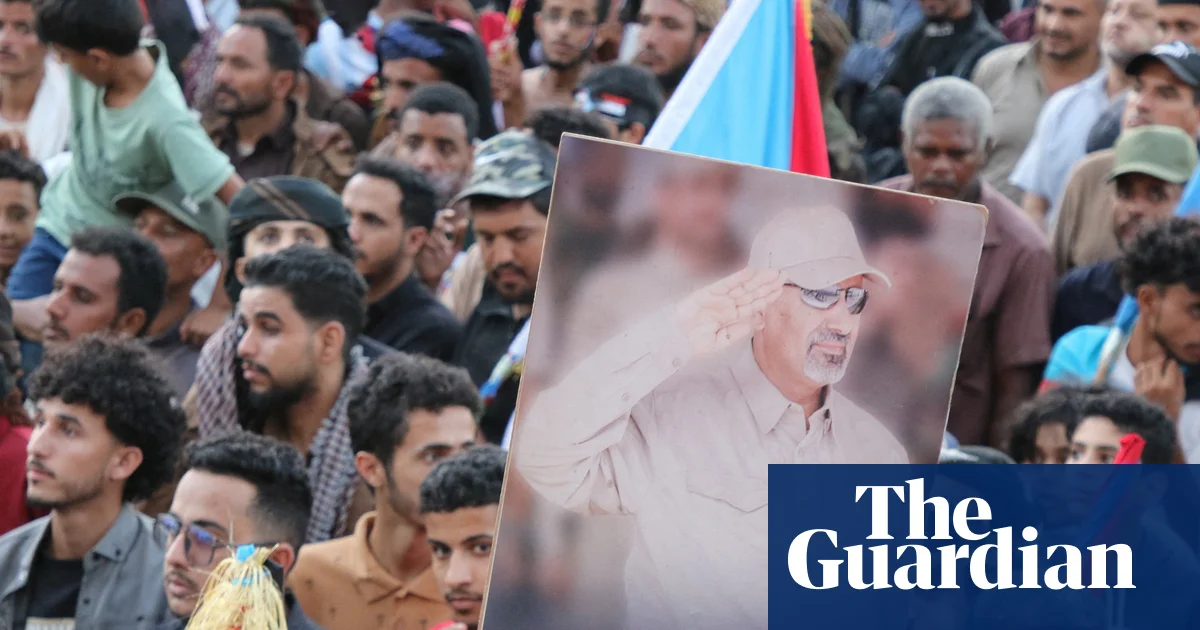 Featured image for Saudi Arabia Accuses UAE of Fleeing Yemen Separatist Leader Amid Crisis