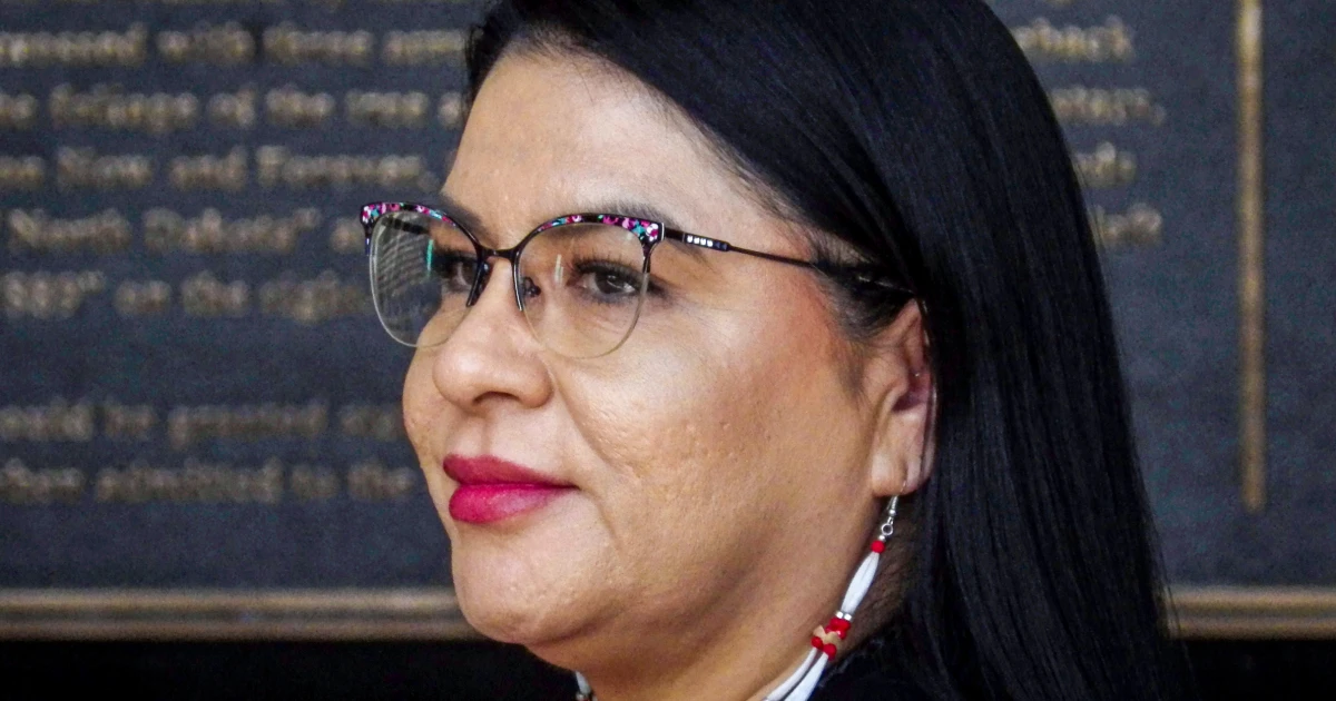 Featured image for Supreme Court Temporarily Blocks Ruling That Could Weaken Voting Rights Act