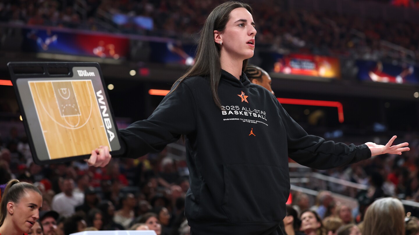 Featured image for Caitlin Clark's Injury Leaves Fever Adjusting Ahead of Key Matchup