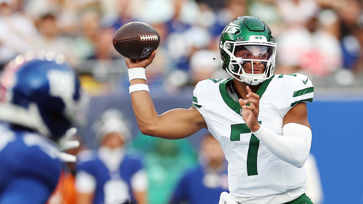 Featured image for Jets GM optimistic about Justin Fields' potential and team leadership