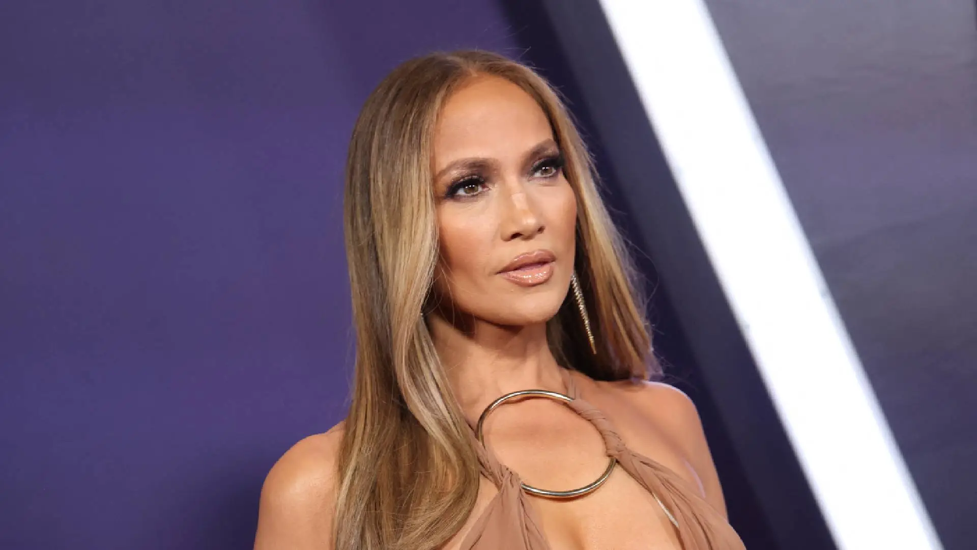 Featured image for JLo Remains Graceful After Chanel Store Rejection in Istanbul