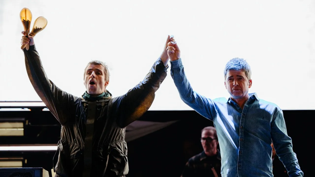 Featured image for Oasis's North American Tour Sparks Nostalgia and Reunion Triumph