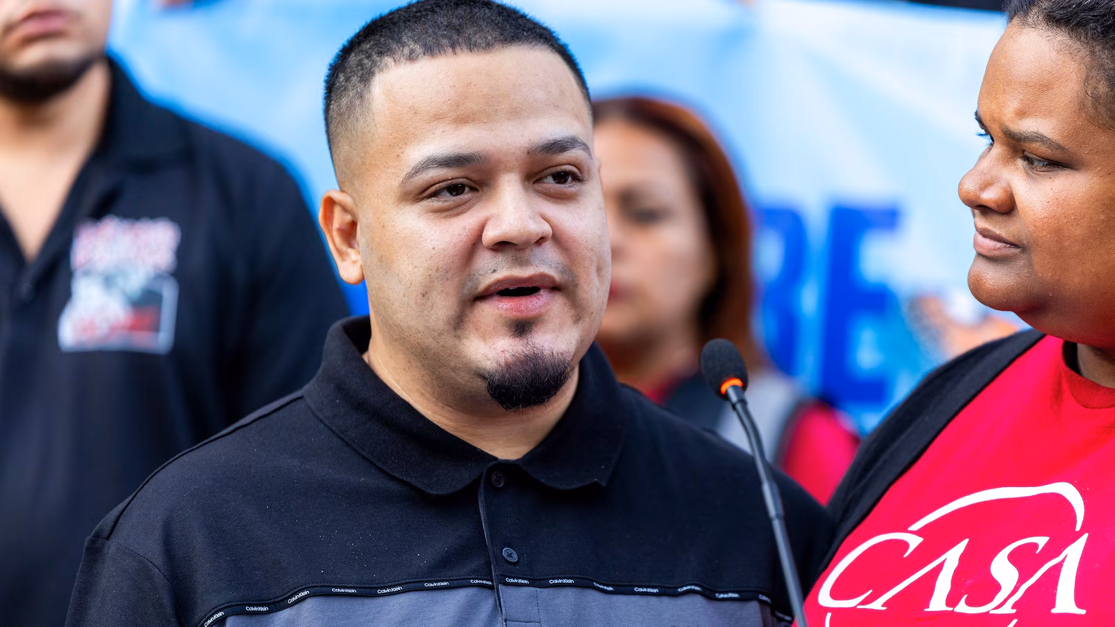 Featured image for Judge Temporarily Blocks Deportation of Kilmar Abrego Garcia