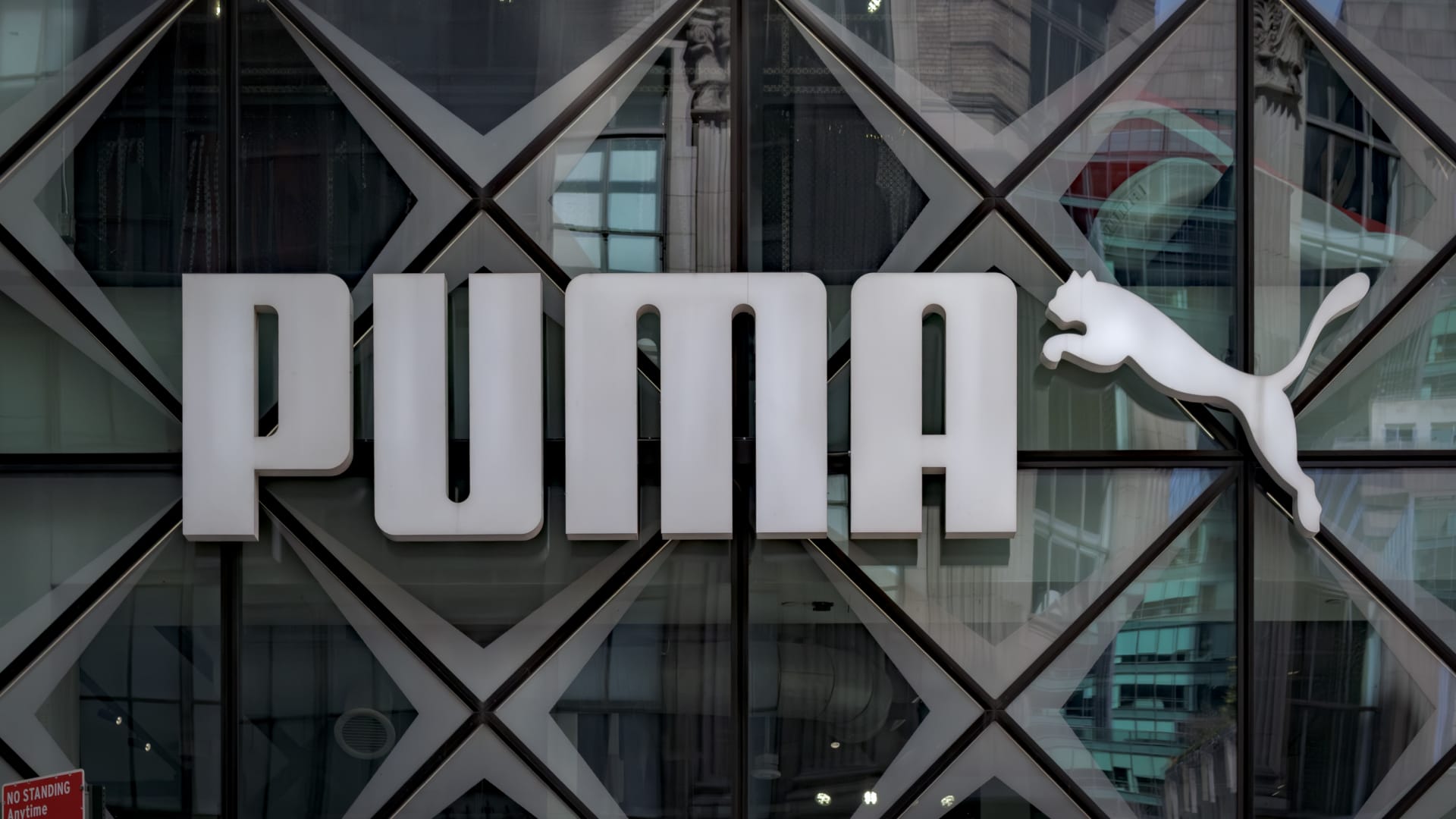Featured image for Puma Shares Drop Sharply Amid Profit Warnings and Tariff Concerns