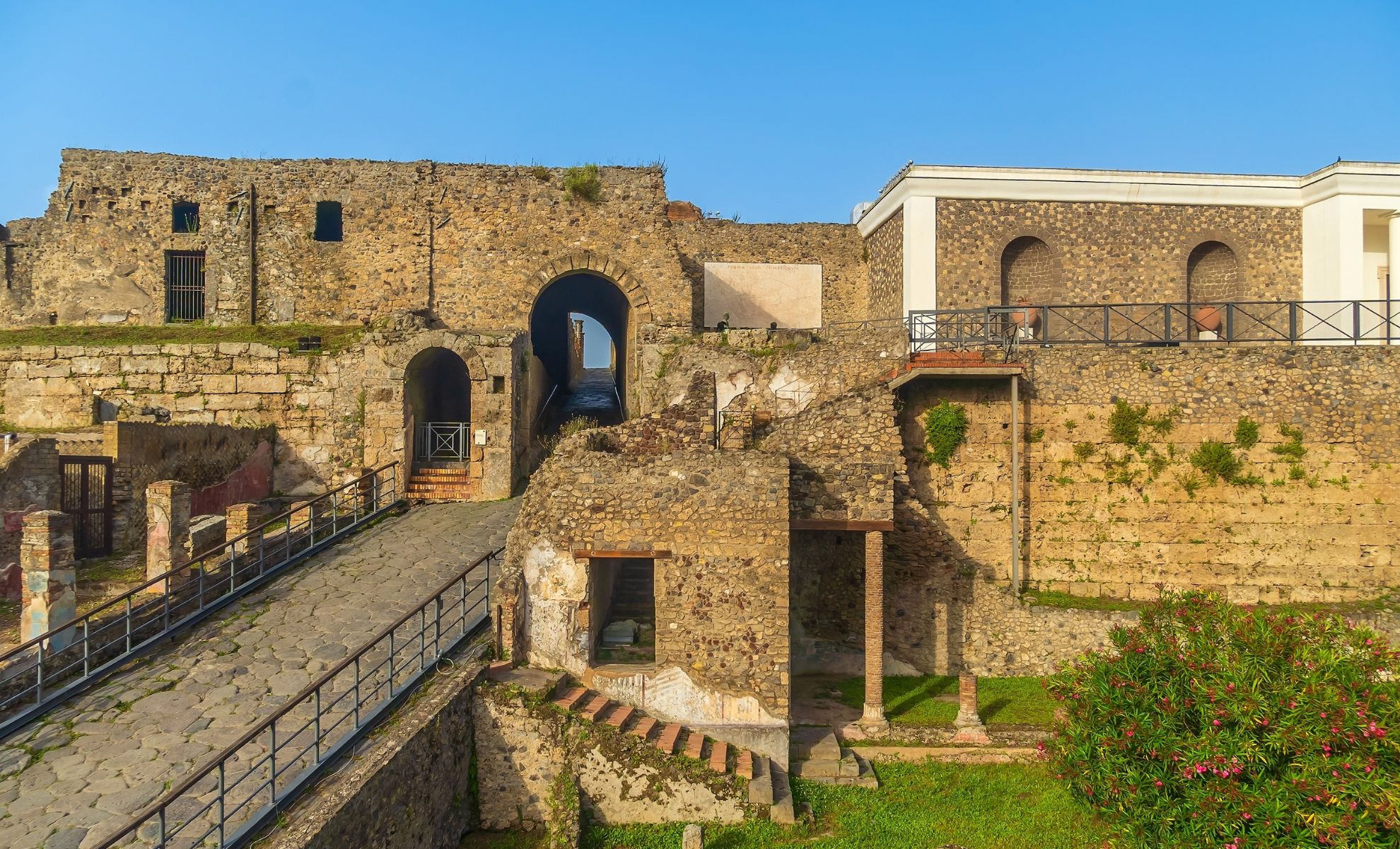 Featured image for Pompeii Reveals Ancient Roman Concrete Recipe That Endures