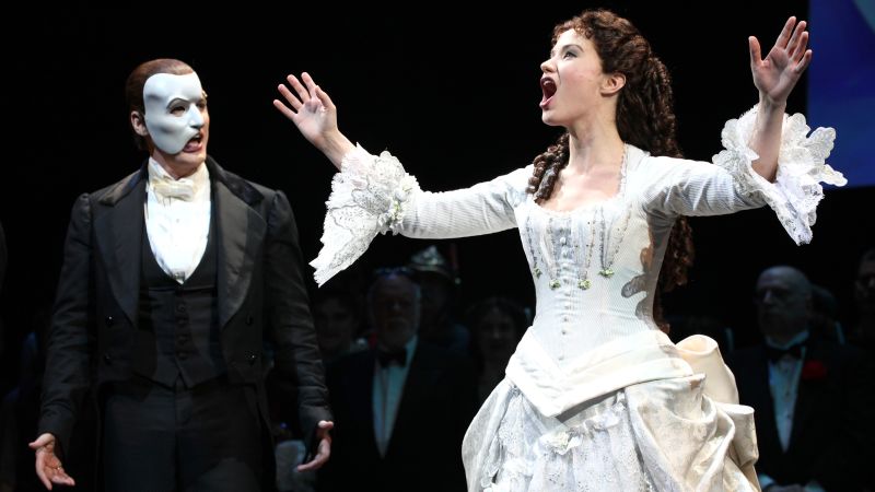 Saying Farewell: 'Phantom of the Opera' Ends 35-Year Broadway Run.