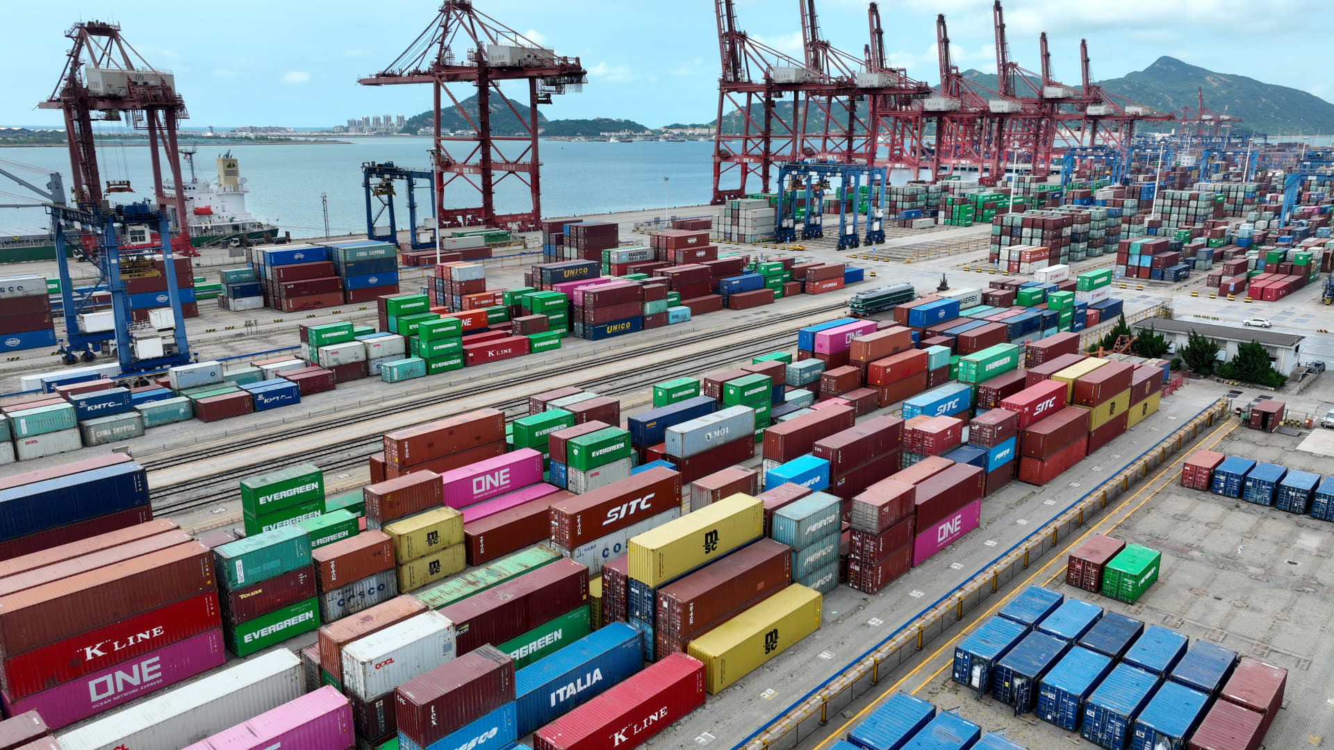 Featured image for Mixed Results in Asian Markets as Trade Data Disappoints and Currencies Consolidate.