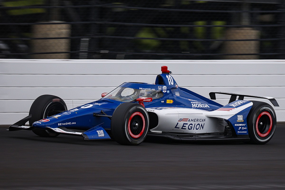 Featured image for Alex Palou secures pole position for 107th Indianapolis 500.