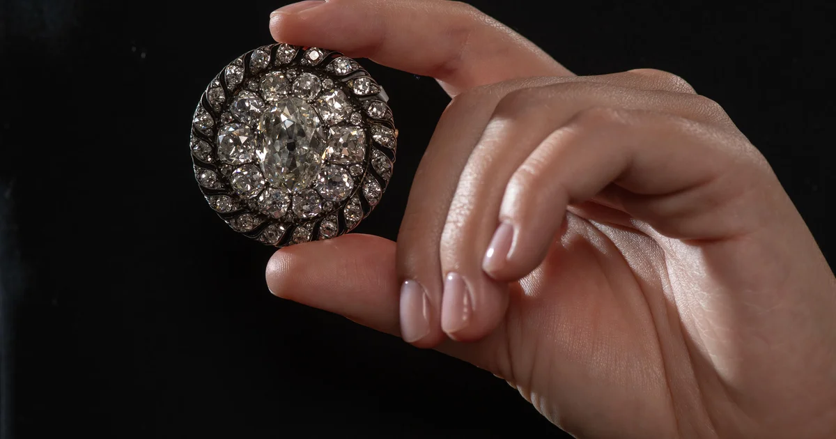 Featured image for Napoleon's Lost Waterloo Diamond Brooch Sells for $4.4M