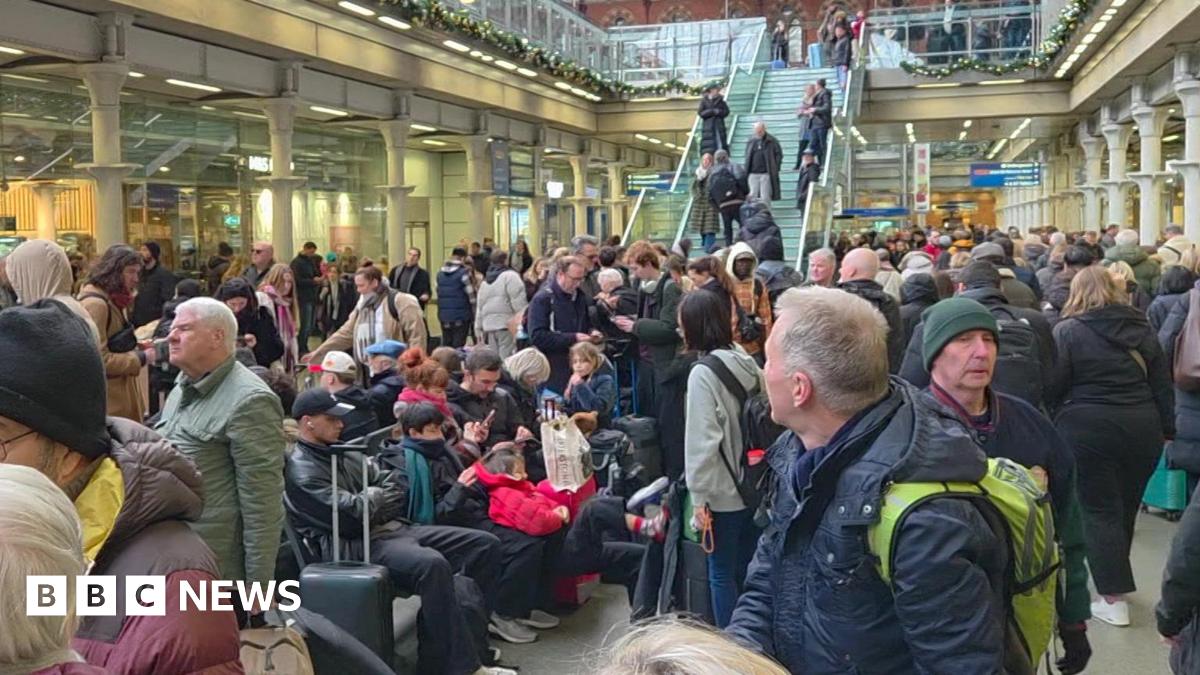 Featured image for Eurostar Cancels Travel Amid Major Channel Tunnel Disruption