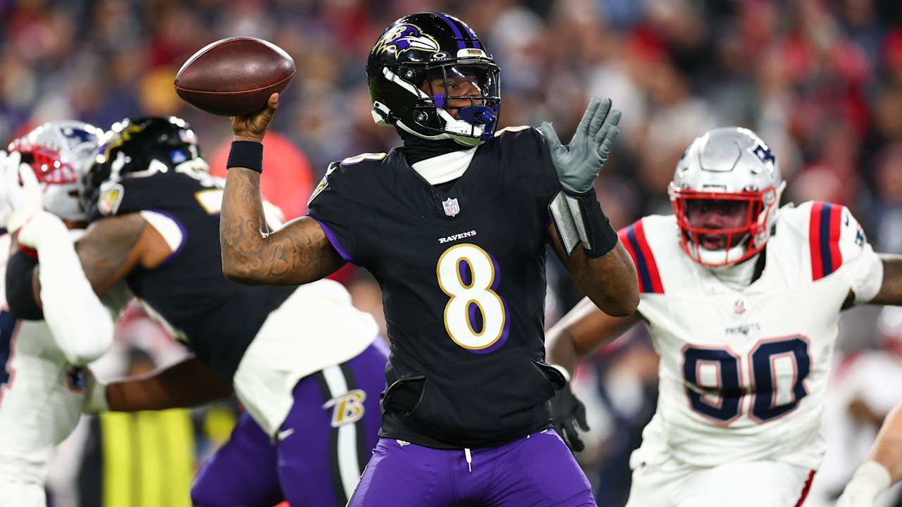 Featured image for NFL Week 17 Injury Updates for All 16 Games