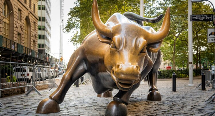 Featured image for Stocks Reach New Highs on AI Gains and Earnings Expectations