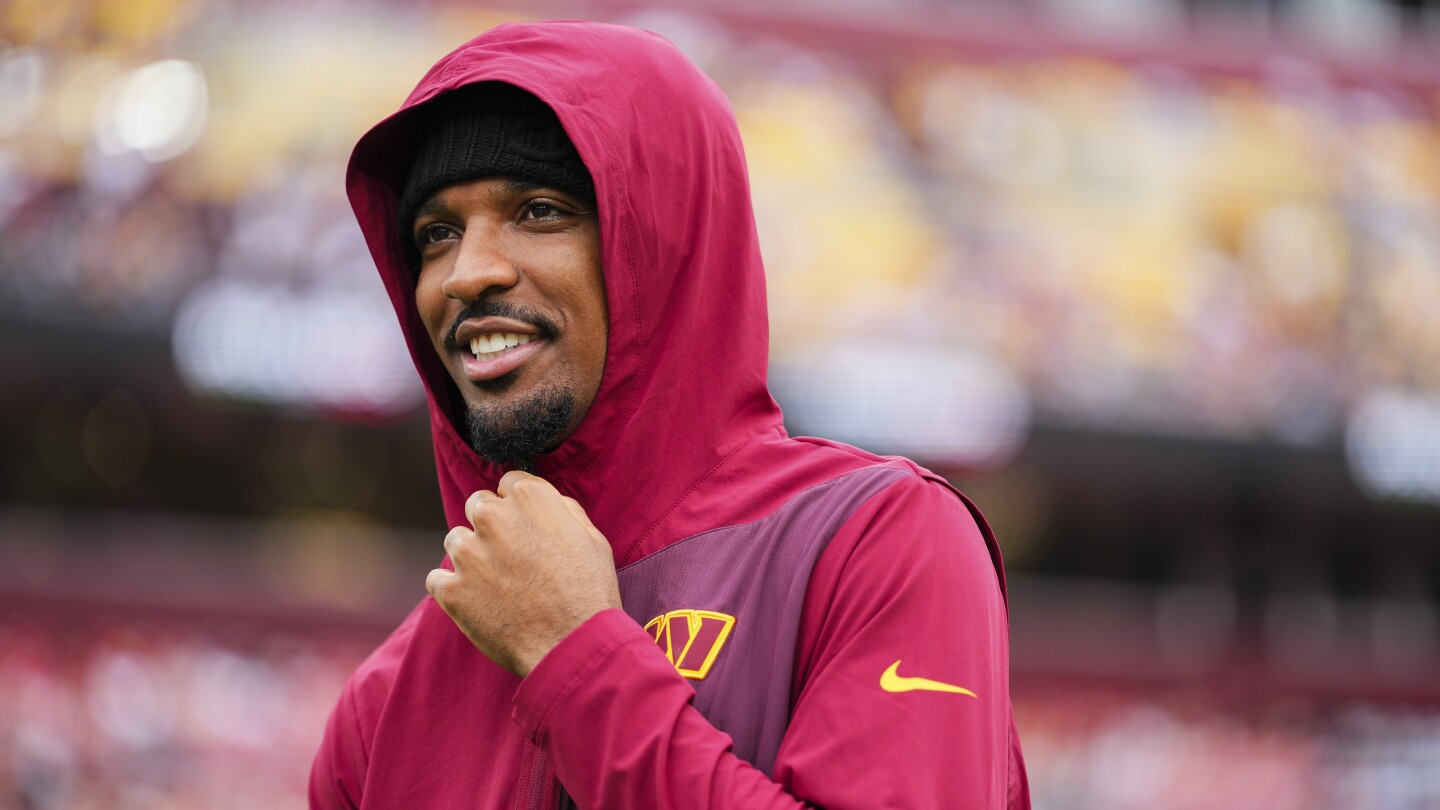 Featured image for Commanders' Jayden Daniels Returns to Practice Amid Ongoing Injury Concerns