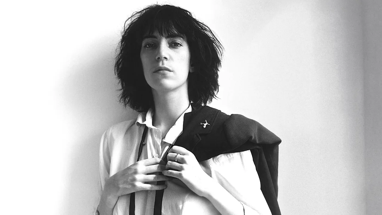 Featured image for Patti Smith Celebrates 50 Years of 'Horses' and Shares New Memoir Insights