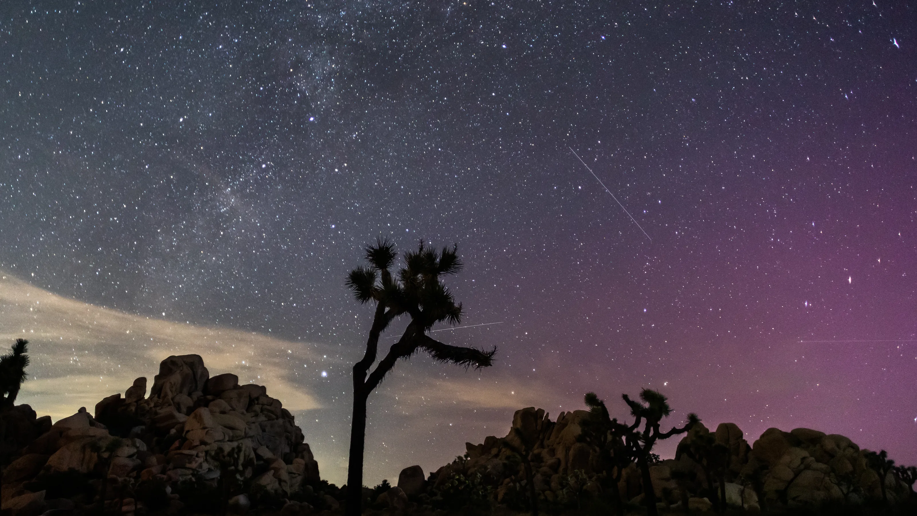 Featured image for Perseid Meteor Shower Peak Approaching Amid Moonlight Challenges