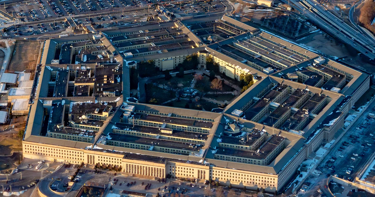 Featured image for Media Outlets Reject Pentagon's New Press Restrictions