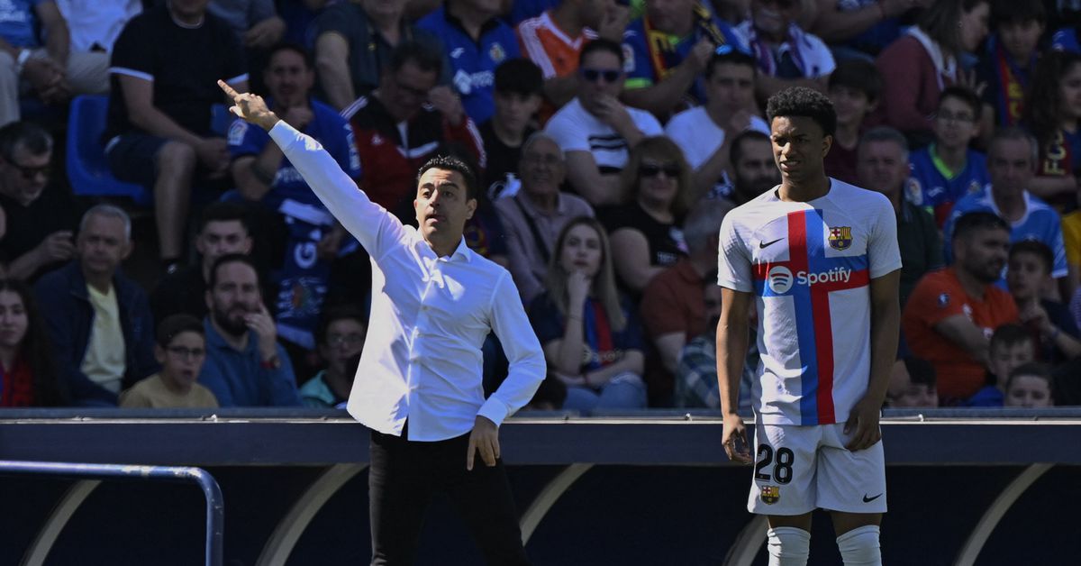 Featured image for Barcelona's goal drought continues in scoreless draw against Getafe.