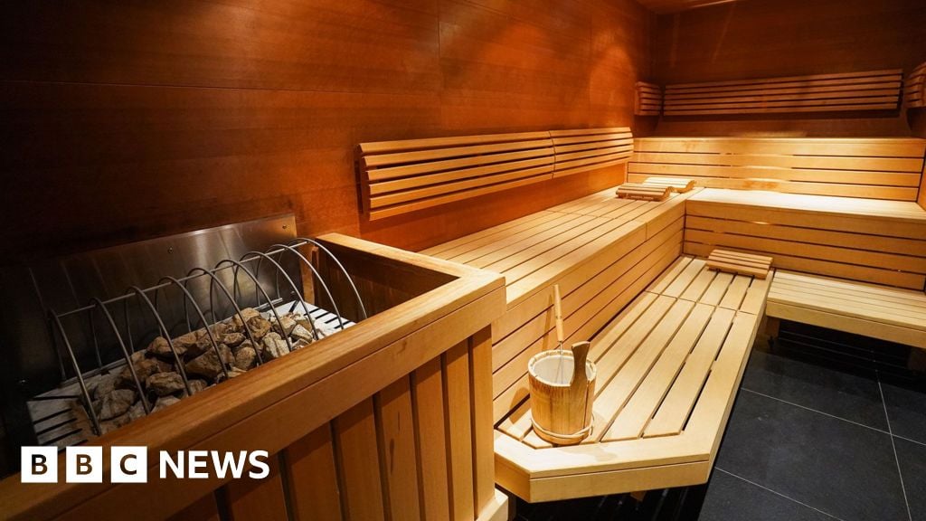 Featured image for Tragic Sauna Fire in Tokyo Claims Two Lives