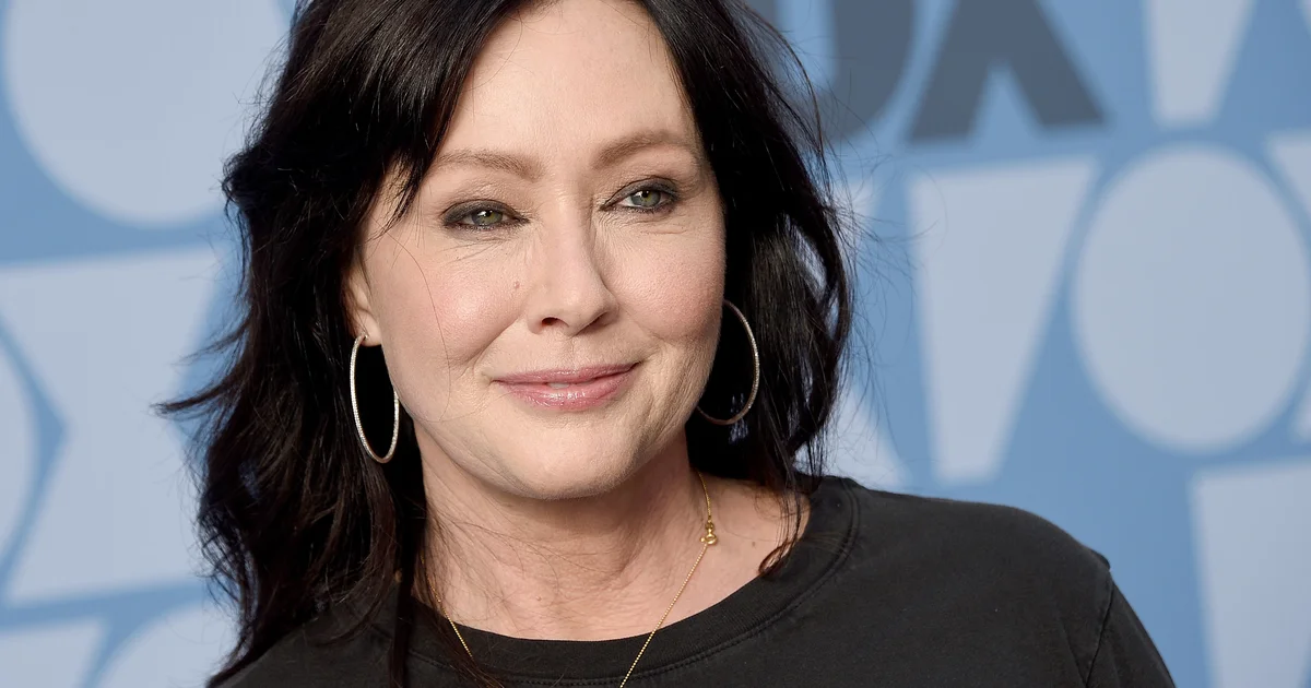 Featured image for Shannen Doherty's Heartbreaking Cancer Journey