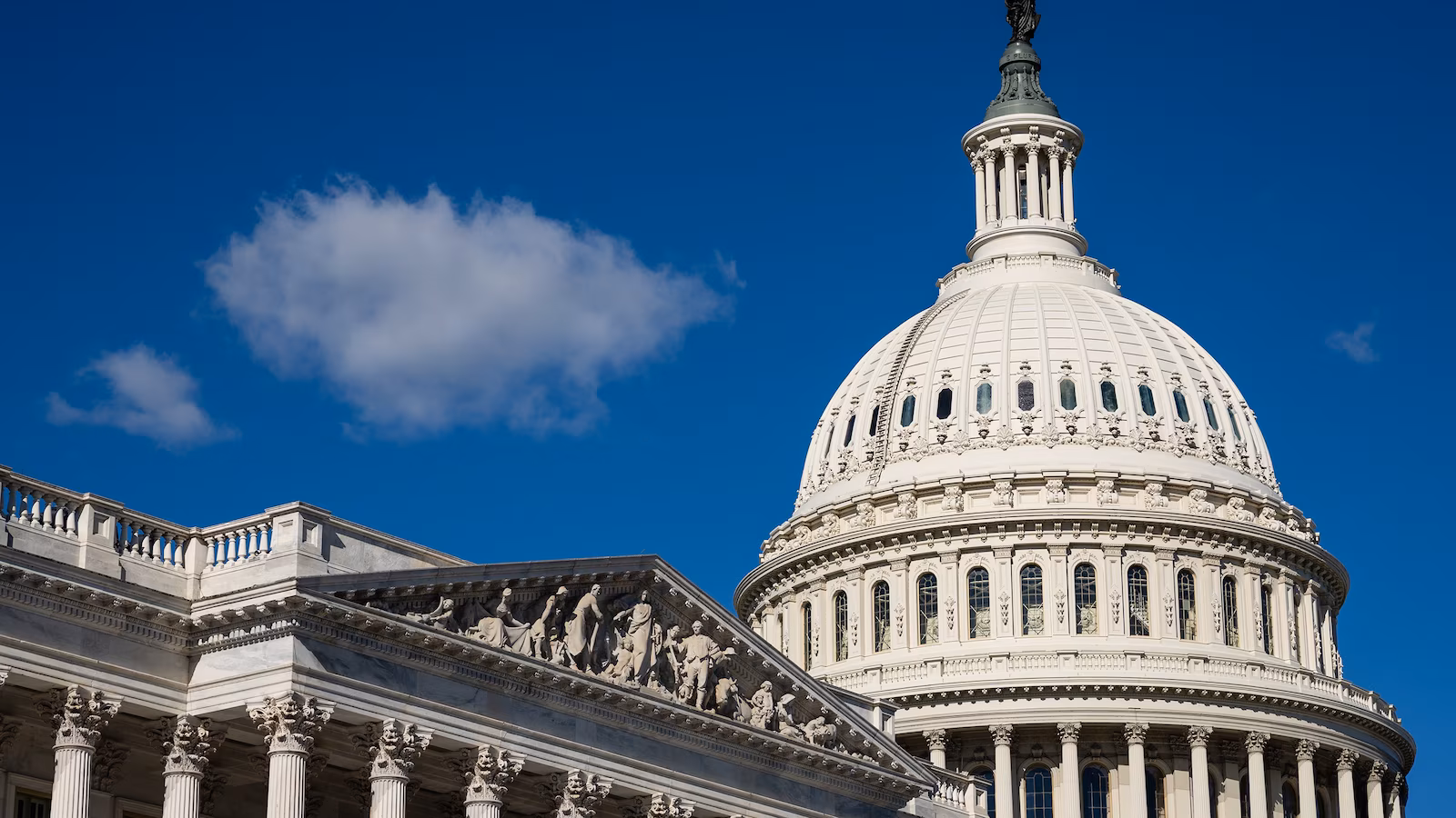 Featured image for Senators' Pay During Shutdown: Who Continues to Receive Checks?