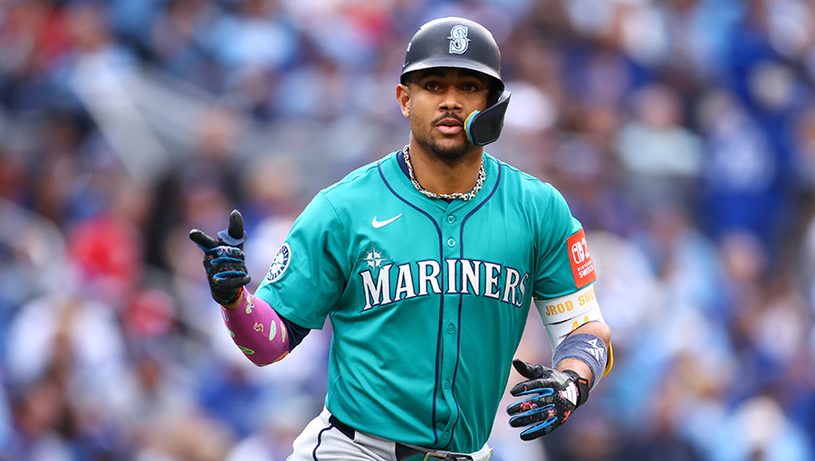 Featured image for Mariners Aim to Seal ALCS Victory Amid Blue Jays' Challenges