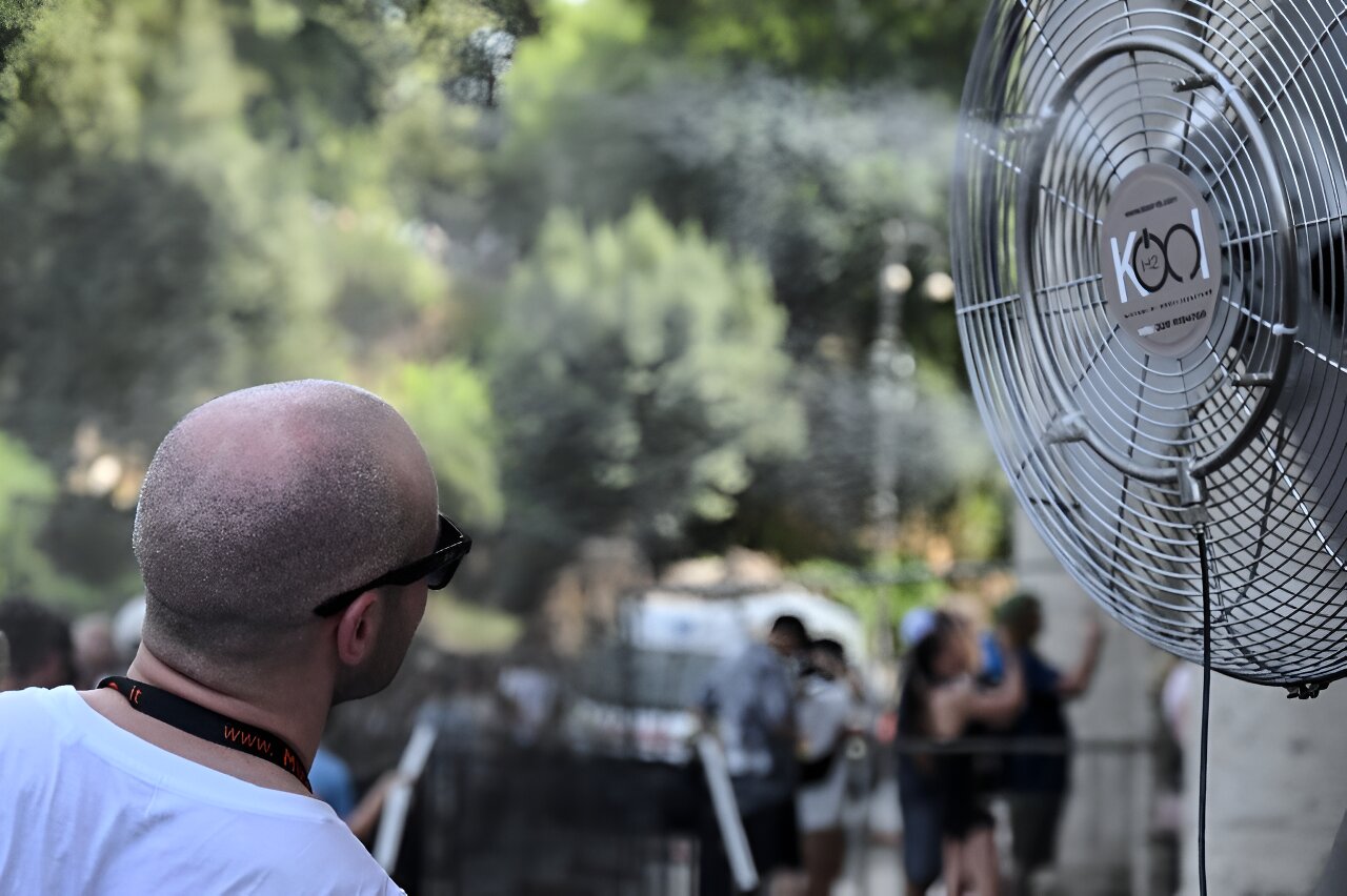 Featured image for "Record-Breaking Heatwave Sweeps Milan with Hottest Day in Centuries"